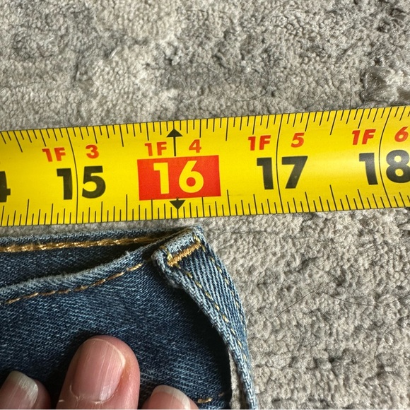 Levi’s 501 Button Fly Worn Distressed Color No Rips Or Holes‎ Classic 32x32 - Picture 7 of 9